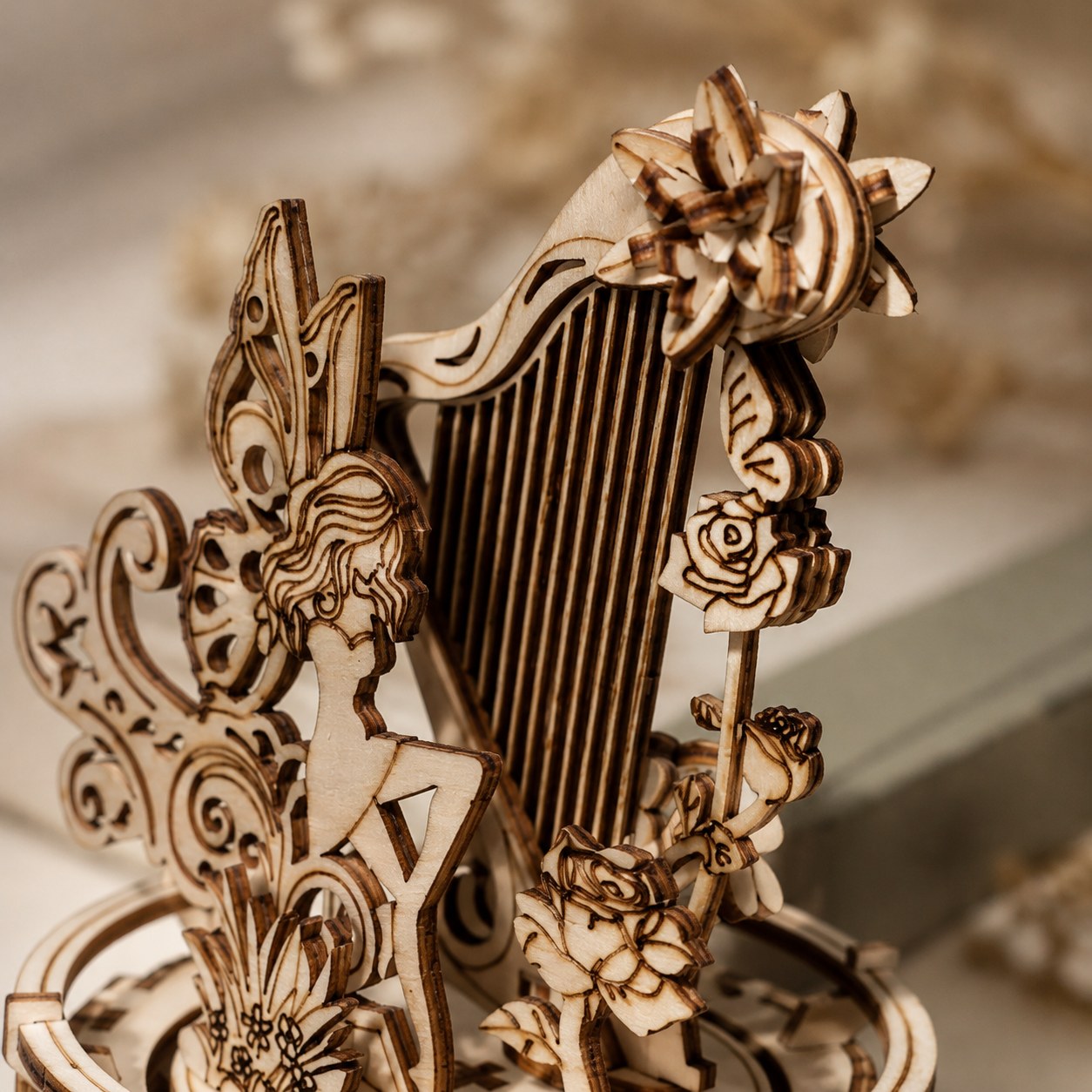 Close-up details of the Jigden Fairy Harp wooden pieces