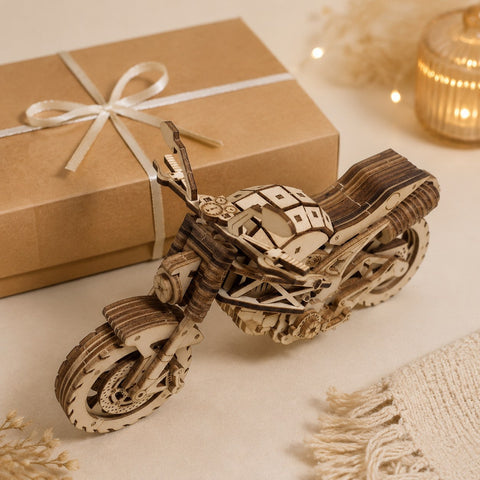 Cruiser motorcycle wooden model kit displayed next to a kraft gift box.